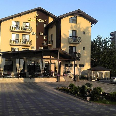 Best Hotel Hunedoara Exterior photo