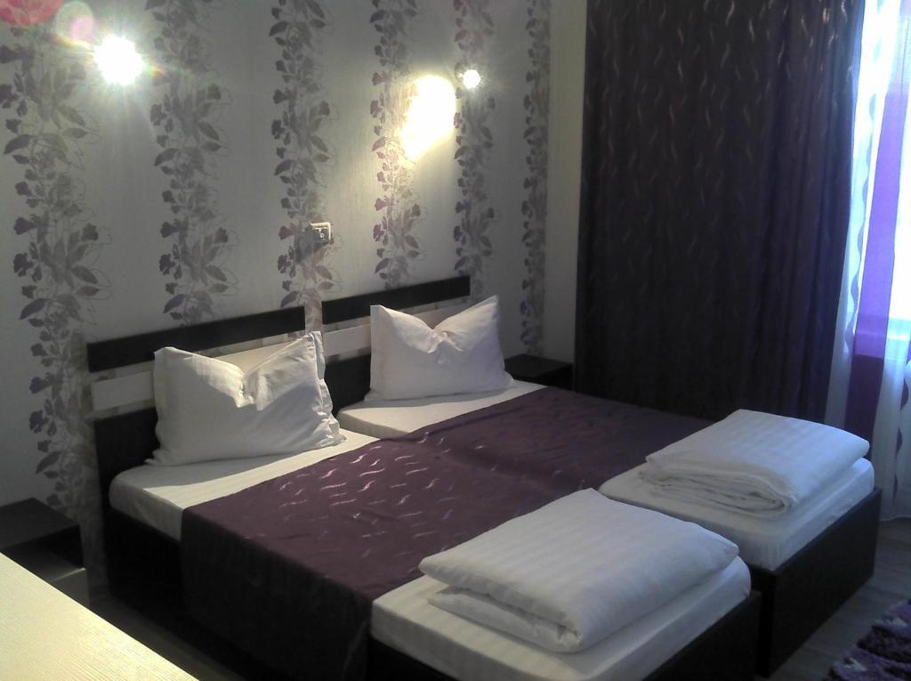 Best Hotel Hunedoara Room photo